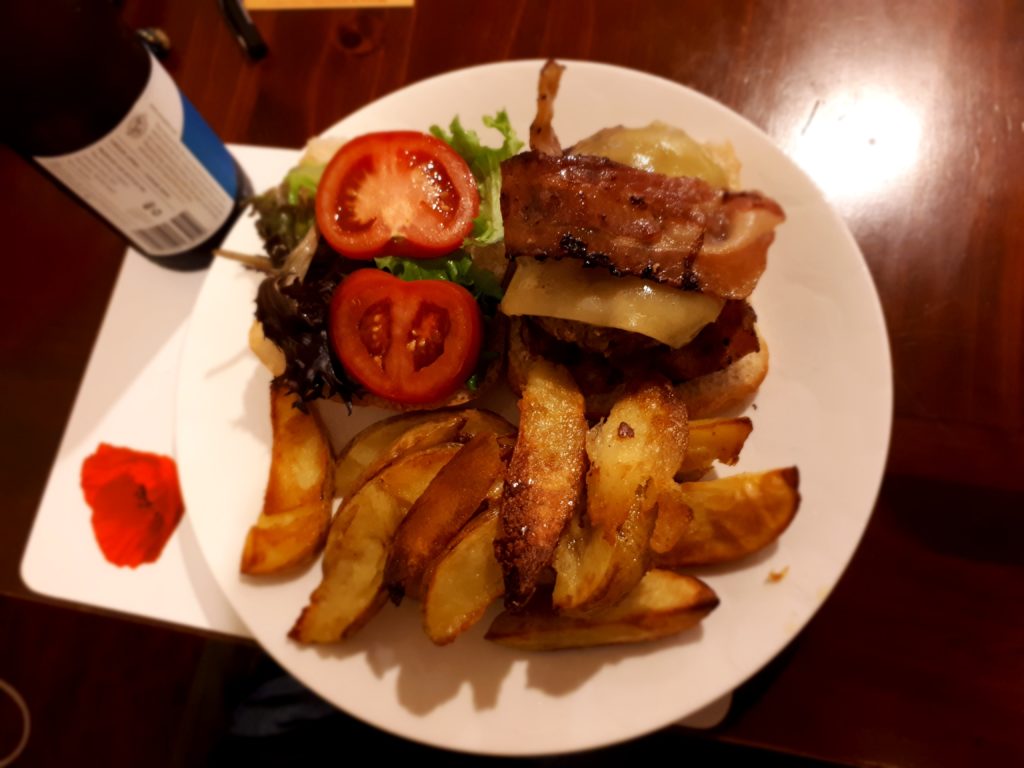BaconBurgerAndChips
